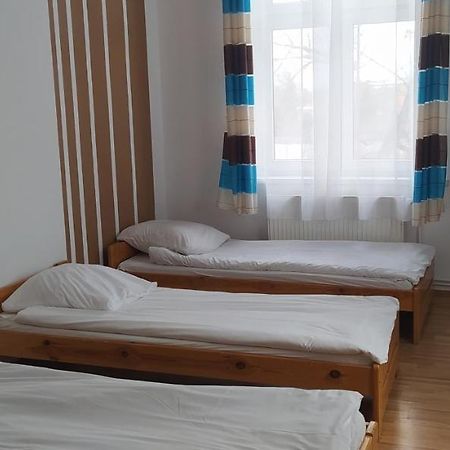 Feniks Pokoje Goscinne Malbork Rom bilde