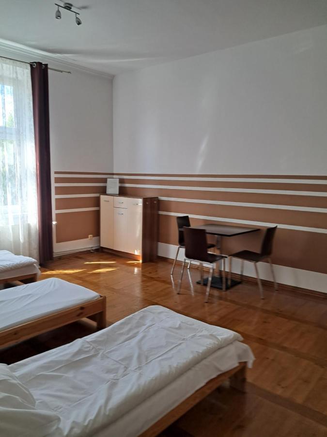 Feniks Pokoje Goscinne Malbork Rom bilde